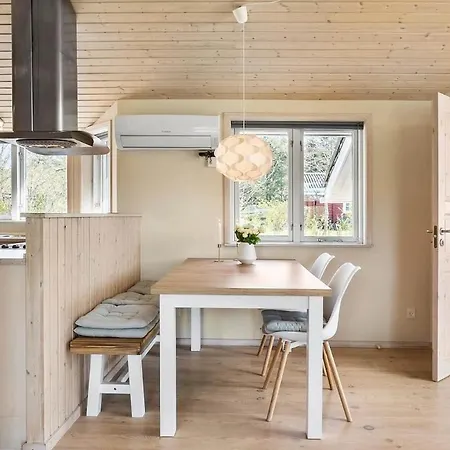 West-coast House By The North Sea