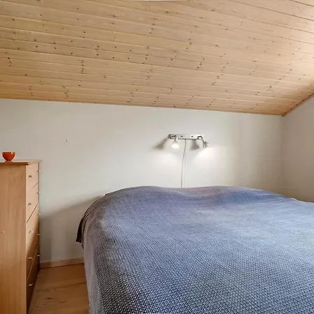 West-coast House By The North Sea *